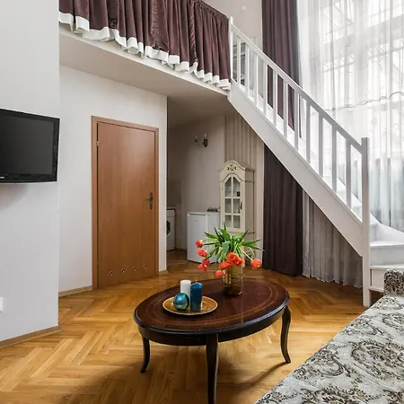 Cracow Main Square Apartment